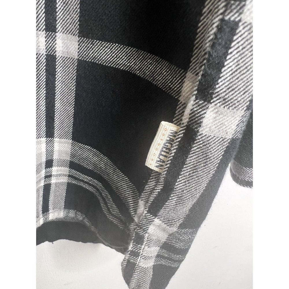 Magellan Outdoors Adventure Gear Womens XXL Black Plaid Flannel Classic Fit - Picture 4 of 12